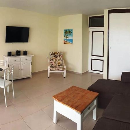 Seaview Apartment Near The Beach Плая-де-лас-Америкас Экстерьер фото